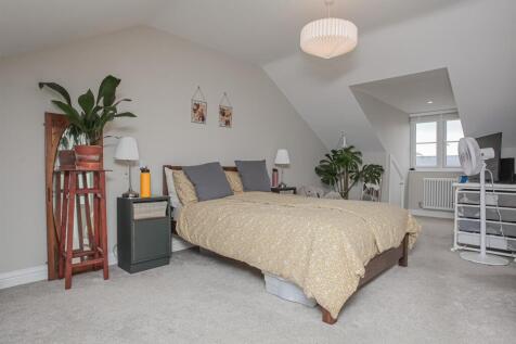 Bedroom.jpg