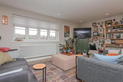 Sitting Room.jpg