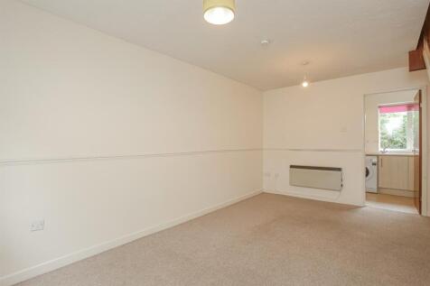 Living Room.jpg