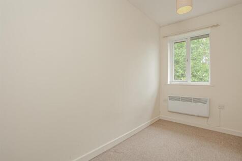 Bedroom 2.jpg