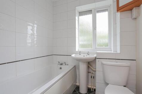 Bathroom.jpg