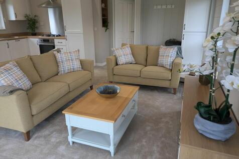 Open plan lounge/kitchen/domer