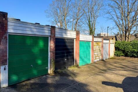 For Sale 1 Bedroom Flat SE19 Eskmont Ridge Garage