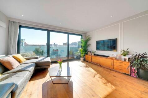 Open plan kitchen, dining, reception