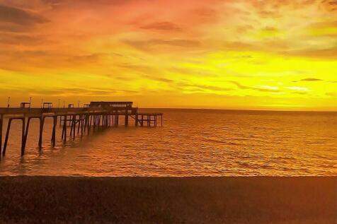 Opposite Deal Pier
