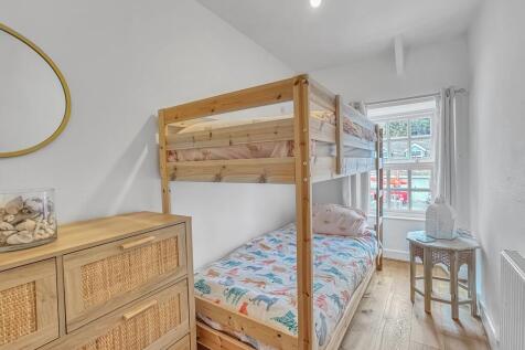 Single Bedroom