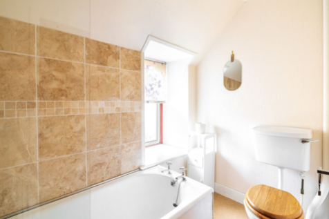 Cleadale - Bathroom
