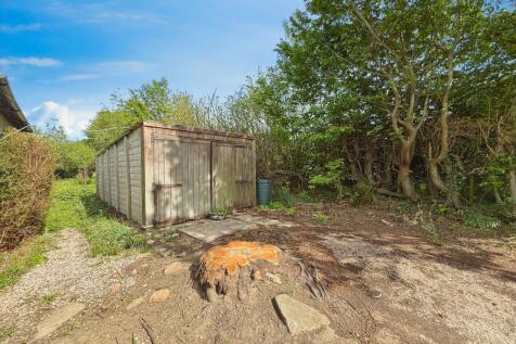 Detached Garage