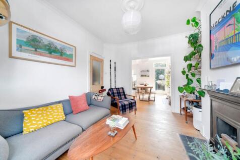 Dual Reception Room