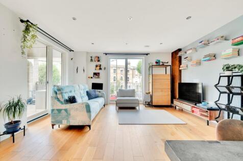Open Plan Kitchen/Reception
