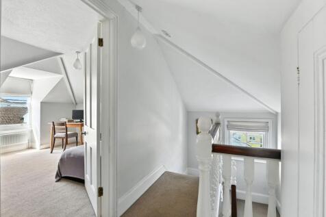 Top floor landing