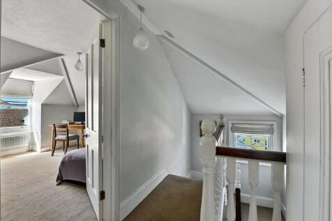 Top floor landing