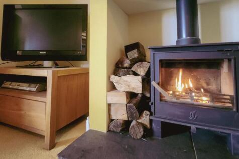 Coach House Cottage - Living Room