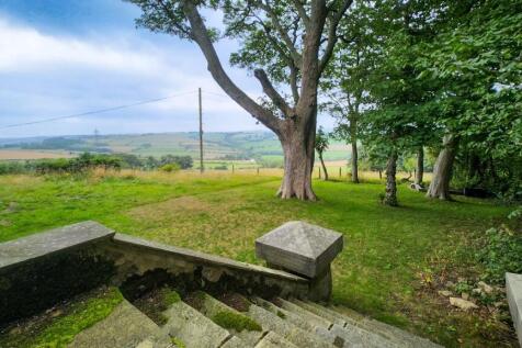 Coach House Cottage - Enchanted Steps