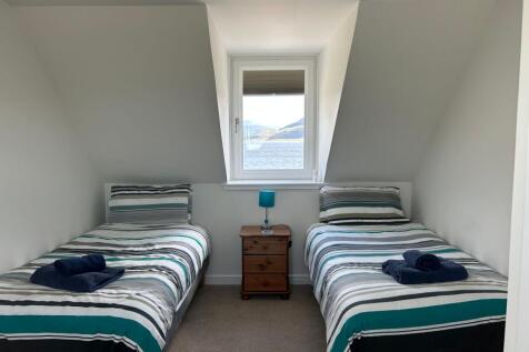 Askival Bedroom 2