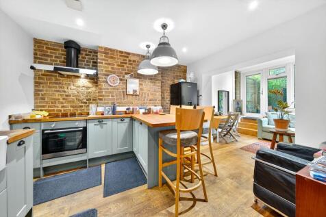 84a Lower Floor - Kitchen