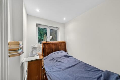 84a Lower Floor - Bedrroom 2
