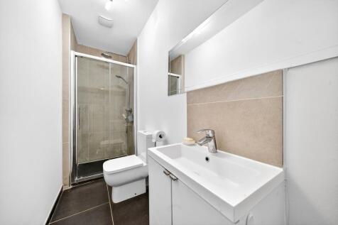 84a Lower Floor - Bathroom