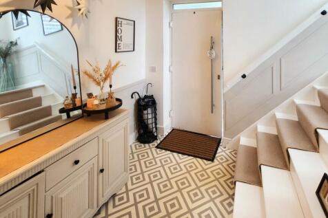 Porch | Entrance
