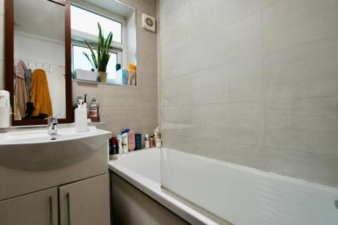 Modern bathroom