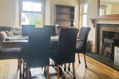 Family / Dining Room