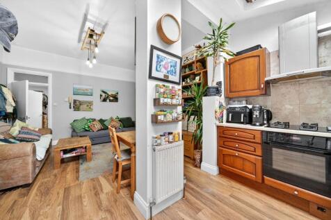 Open Plan Reception Room