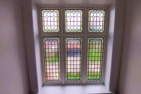 Feature Window