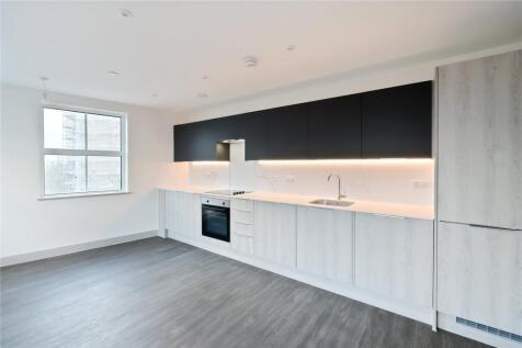P42 Kitchen / Living