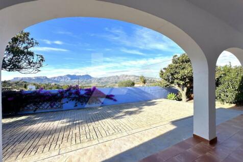 Property Image 4