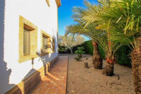 Property Image 25