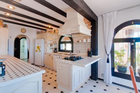 Property Image 38