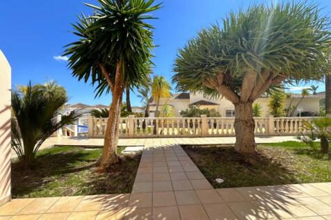 Property Image 4