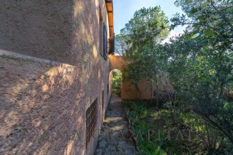 Property Image 30