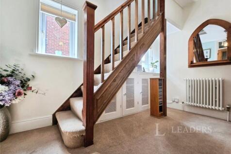 Hallway/Stairs