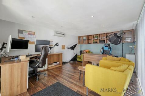 Property Image 25