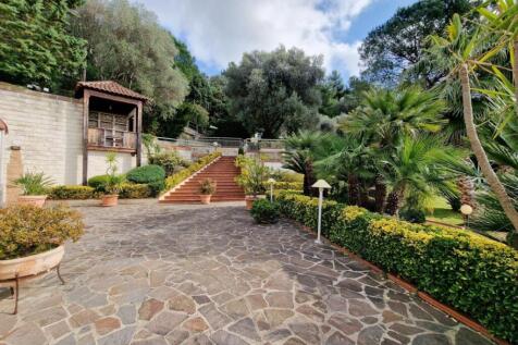 Property Image 37