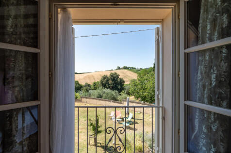 Property Image 28