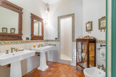 Property Image 61
