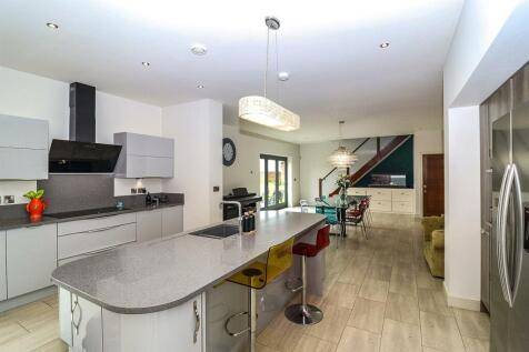 LIVING DINING KITCHEN