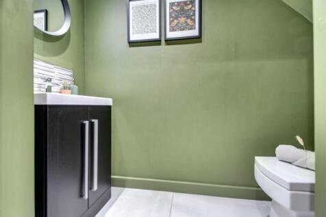 Ground floor WC