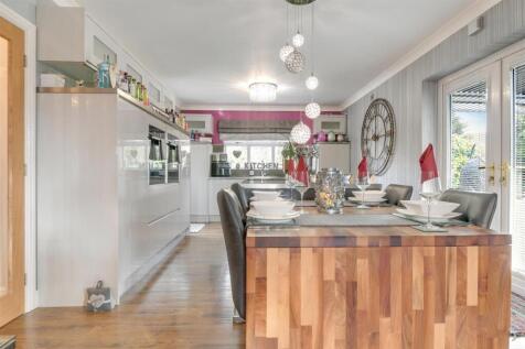 Kitchen family room