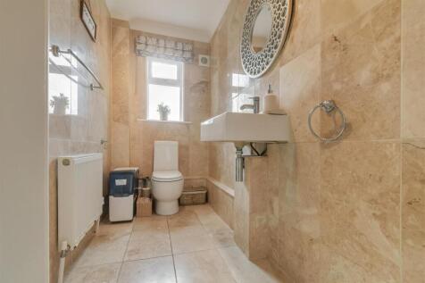 Ground floor WC