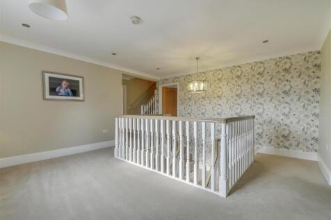 1st floor landing