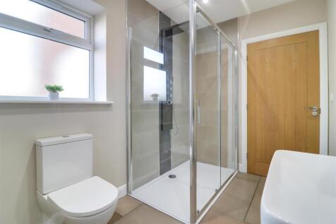 Ground Floor Bathroom
