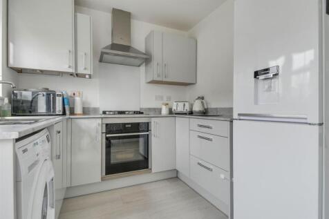 Kitchen breakfast room