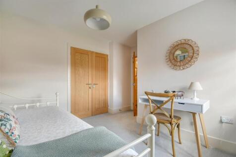 BEDROOM FIVE