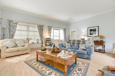 Winter living room