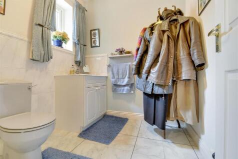 Ground floor WC