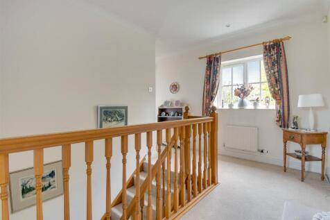 1st floor landing