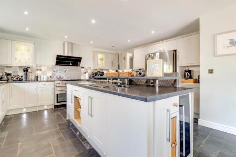 Open Plan Living Dining Kitchen